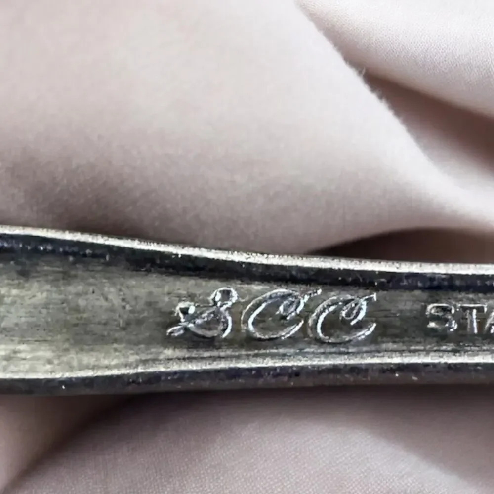 Vintage 4 Towle Stainless TWS211 Pierced Oval Soup Spoon SCC Japan Supreme E